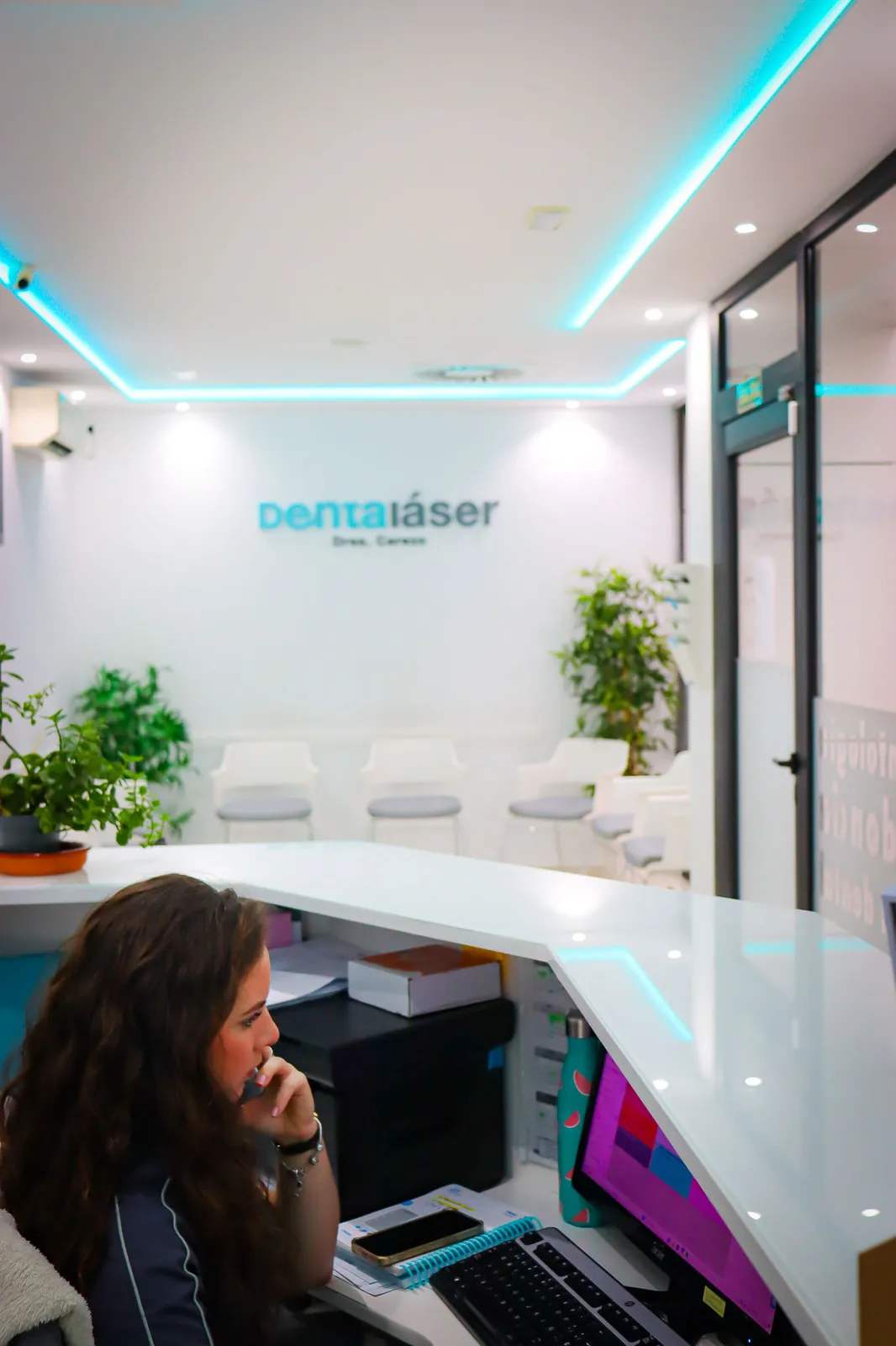 Interior clínica Dentaláser