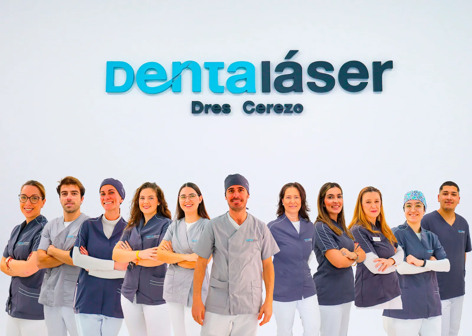 Clínica Dentaláser equipo