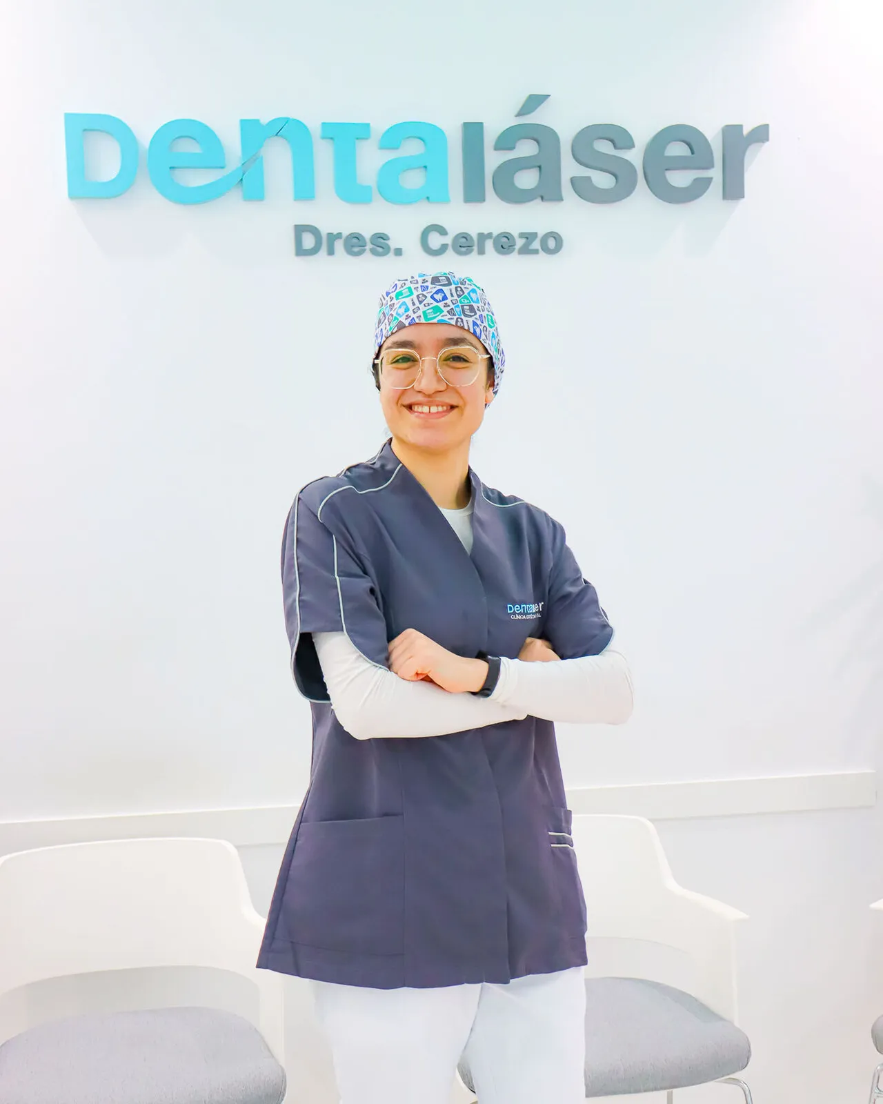 Especialista en estética dental Dentaláser