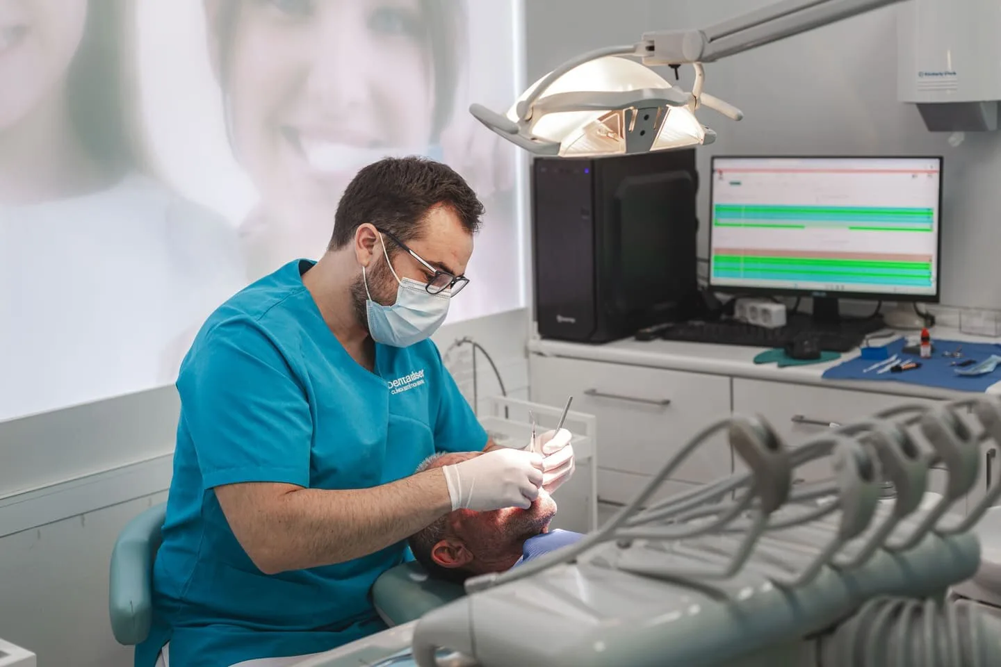 Tratamiento de implantes múltiples en curso