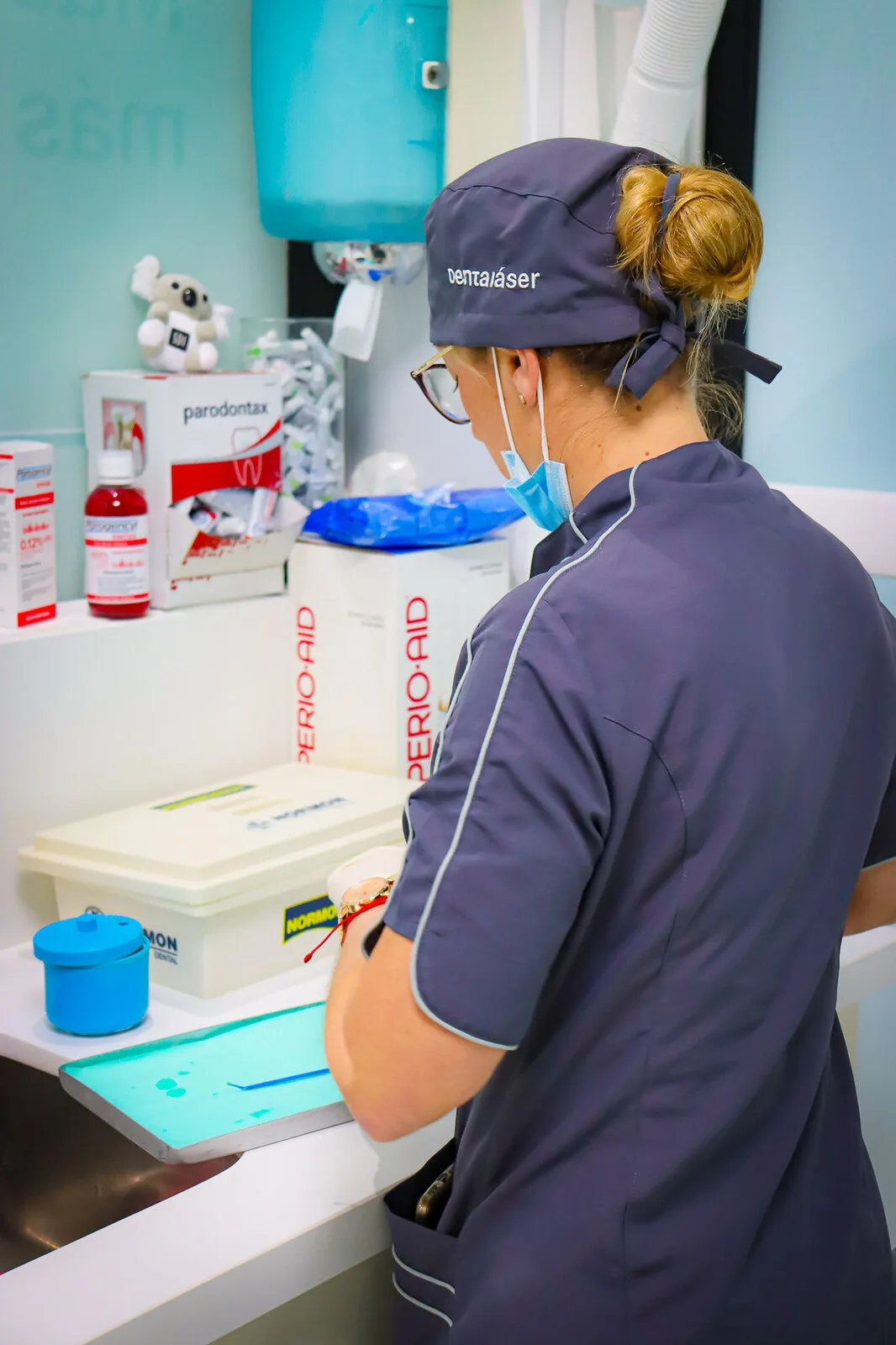 Zona de esterilización de instrumental en Dentaláser Fuengirola