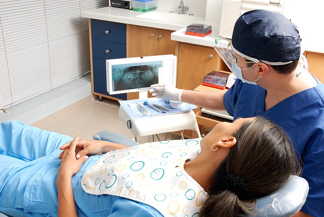 Maqueda dental clinic: Orthodontics, implantology and dentistry